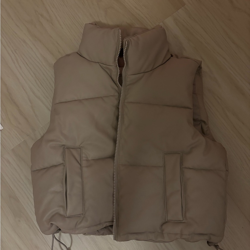 Hollister Tan Puffer Vest